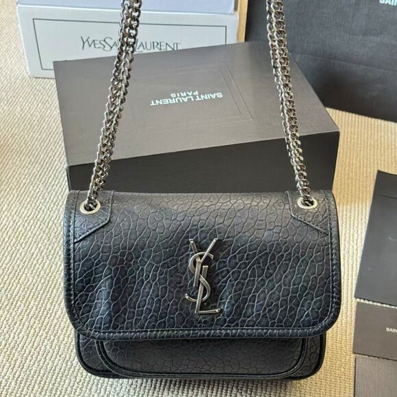 Classic YVES Bag: A Stylish and Versatile Choice for Elegance - Picture 6 of 13